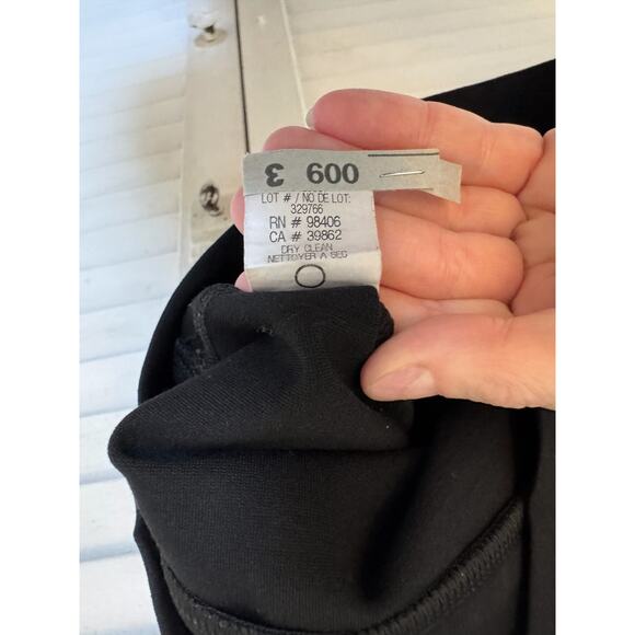 Theory Black Crop Tank Shirt, size L - Picture 4 of 7